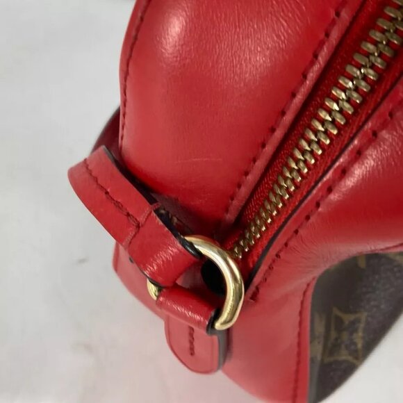 LOUIS VUITTON M43556 Monogram Saintonge Crossbody Pochette 2WAY Shoulder Bag - Picture 4 of 15